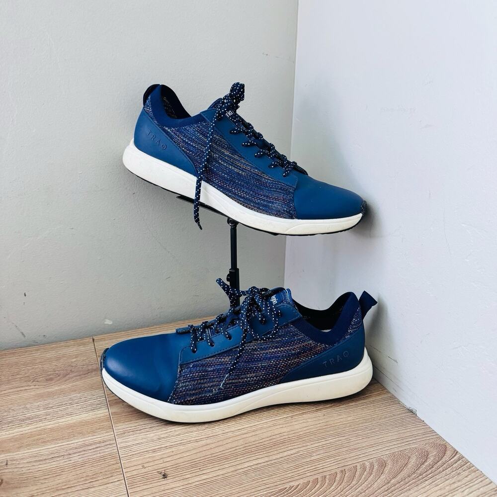 TRAQ by Alegria Qest sneakers Navy Women’s Size 12